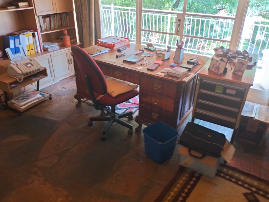 4 Bedroom Property for Sale in Flamwood North West